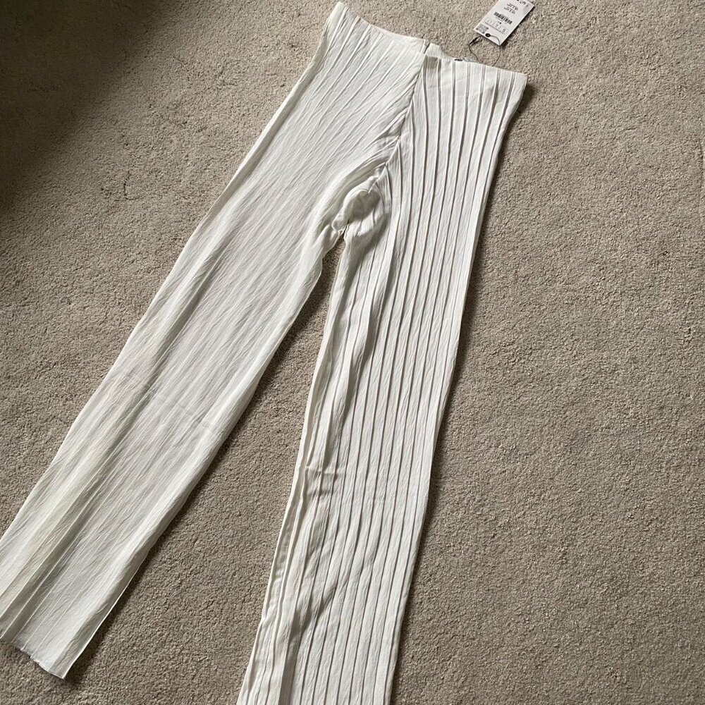ZARA WHITE HIGH WAIST PLEATED PANTS WIDE LEG - Picture 10 of 10